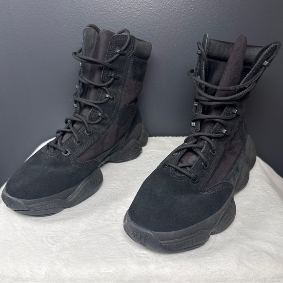 Yeezy 500 High Tactical Boot ‘Utility Black’ - Size 10.5 Men - Picture 2 of 11